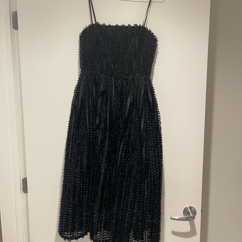 ASTR THE LABEL AVANI FIT & FLARE MIDI